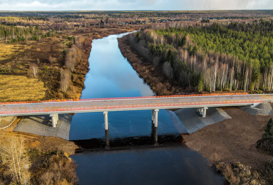 В Архангельской области построен мост через реку Устью
